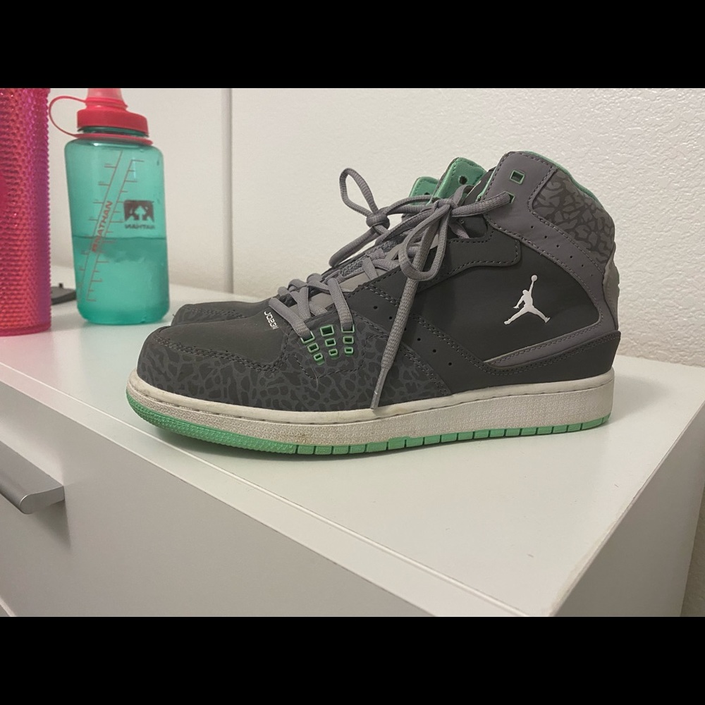 Jordan flight 1